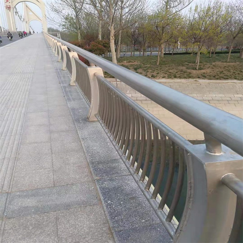 不銹鋼防撞護欄 不銹鋼防撞護欄